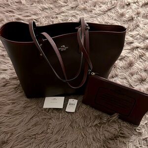 Coach City Tote NWT